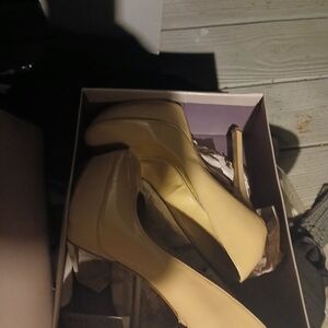 High Heels Size 8